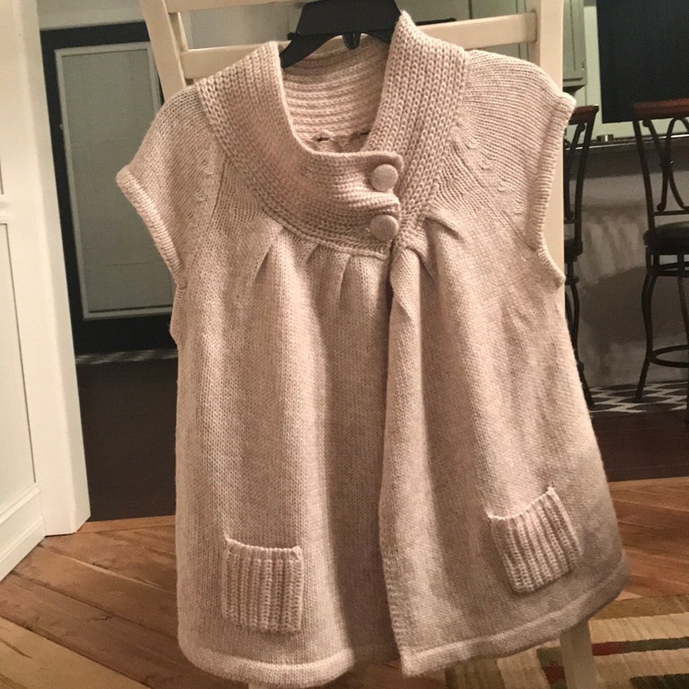 Knitted Women’s Vest